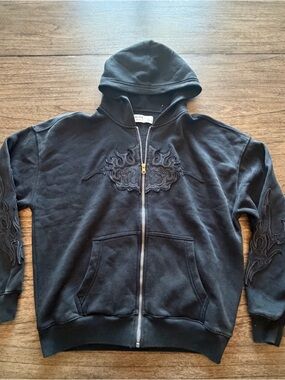 HOLLISTER- Black Zip-Up Hoodie with Flame Embroidered Detail